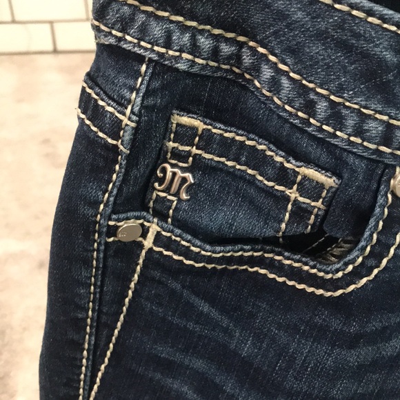 Miss Me Jeans Womens 26 Blue Embroidered Born to Be Boho Ankle Skinny Western - Picture 6 of 12